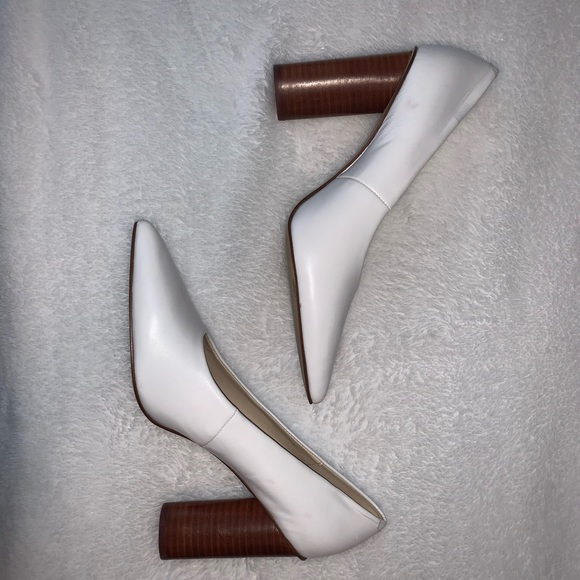 Nine West White Heels 8.5 - Picture 1 of 3
